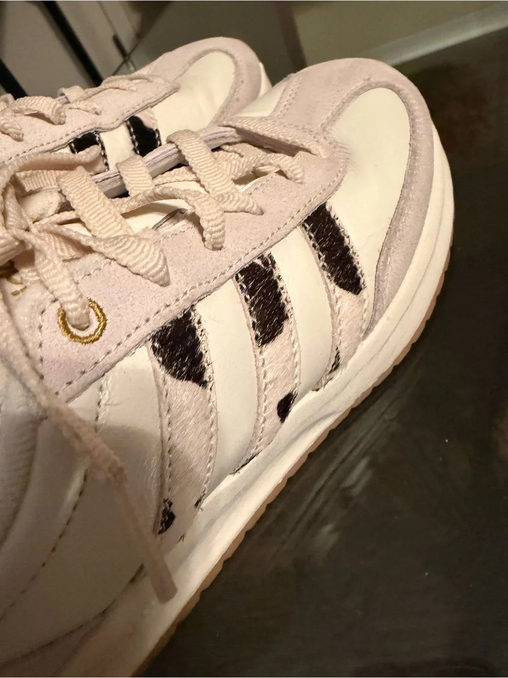 adidas Women's Cream and Black Low-Top Sneakers